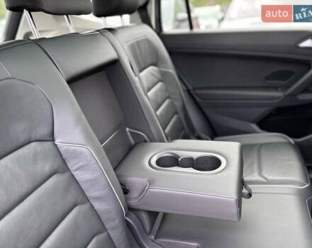 Серый Фольксваген Тигуан, объемом двигателя 1.98 л и пробегом 101 тыс. км за 24999 $, фото 52 на Automoto.ua