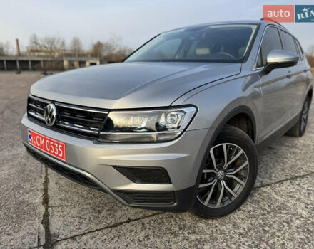 Серый Фольксваген Тигуан, объемом двигателя 1.98 л и пробегом 110 тыс. км за 17900 $, фото 2 на Automoto.ua