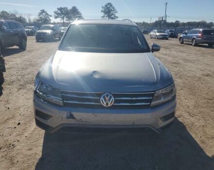 Сірий Фольксваген Тігуан, об'ємом двигуна 2 л та пробігом 104 тис. км за 13200 $, фото 1 на Automoto.ua