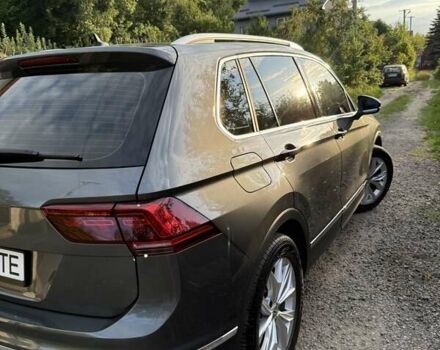 Серый Фольксваген Тигуан, объемом двигателя 1.97 л и пробегом 76 тыс. км за 28000 $, фото 8 на Automoto.ua