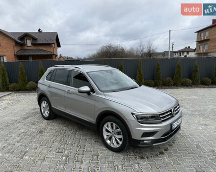 Серый Фольксваген Тигуан, объемом двигателя 2 л и пробегом 87 тыс. км за 23900 $, фото 24 на Automoto.ua
