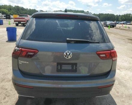 Сірий Фольксваген Тігуан, об'ємом двигуна 2 л та пробігом 98 тис. км за 3850 $, фото 5 на Automoto.ua