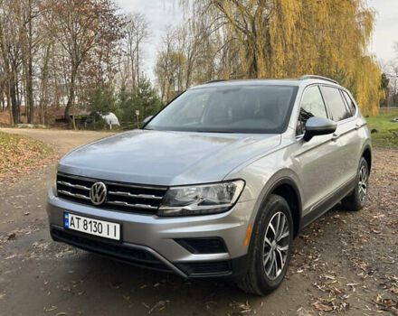 Сірий Фольксваген Тігуан, об'ємом двигуна 1.98 л та пробігом 113 тис. км за 19000 $, фото 8 на Automoto.ua