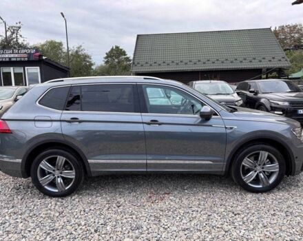 Серый Фольксваген Тигуан, объемом двигателя 2 л и пробегом 100 тыс. км за 24999 $, фото 10 на Automoto.ua