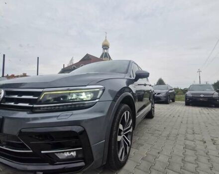 Серый Фольксваген Тигуан, объемом двигателя 2 л и пробегом 213 тыс. км за 21800 $, фото 27 на Automoto.ua