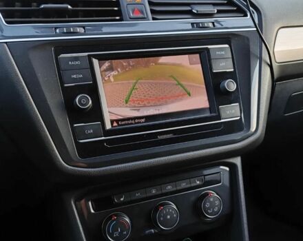 Серый Фольксваген Тигуан, объемом двигателя 2 л и пробегом 140 тыс. км за 9700 $, фото 14 на Automoto.ua