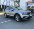Серый Фольксваген Тигуан, объемом двигателя 1.98 л и пробегом 295 тыс. км за 19500 $, фото 5 на Automoto.ua