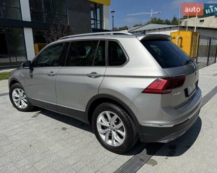 Серый Фольксваген Тигуан, объемом двигателя 1.98 л и пробегом 83 тыс. км за 25800 $, фото 4 на Automoto.ua