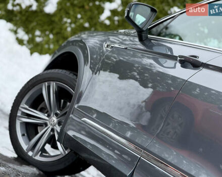 Серый Фольксваген Тигуан, объемом двигателя 2 л и пробегом 241 тыс. км за 26999 $, фото 31 на Automoto.ua