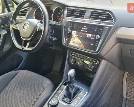 Серый Фольксваген Тигуан, объемом двигателя 1.98 л и пробегом 90 тыс. км за 25800 $, фото 5 на Automoto.ua