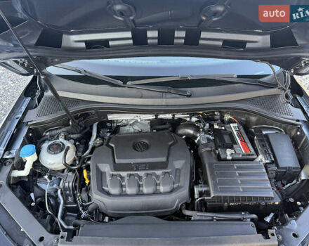 Серый Фольксваген Тигуан, объемом двигателя 2 л и пробегом 121 тыс. км за 16300 $, фото 26 на Automoto.ua