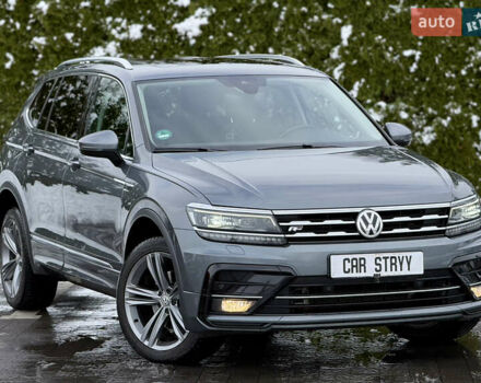 Серый Фольксваген Тигуан, объемом двигателя 2 л и пробегом 241 тыс. км за 26999 $, фото 19 на Automoto.ua