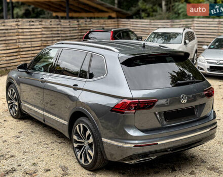 Сірий Фольксваген Тігуан, об'ємом двигуна 1.98 л та пробігом 230 тис. км за 27700 $, фото 17 на Automoto.ua