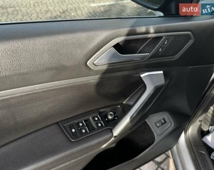 Сірий Фольксваген Тігуан, об'ємом двигуна 2 л та пробігом 84 тис. км за 18500 $, фото 17 на Automoto.ua