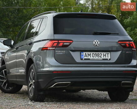 Серый Фольксваген Тигуан, объемом двигателя 1.98 л и пробегом 63 тыс. км за 19250 $, фото 9 на Automoto.ua