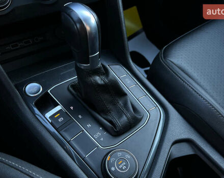 Серый Фольксваген Тигуан, объемом двигателя 1.98 л и пробегом 91 тыс. км за 21500 $, фото 17 на Automoto.ua