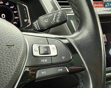 Серый Фольксваген Тигуан, объемом двигателя 2 л и пробегом 241 тыс. км за 26999 $, фото 85 на Automoto.ua