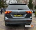 Сірий Фольксваген Тігуан, об'ємом двигуна 2 л та пробігом 53 тис. км за 20500 $, фото 5 на Automoto.ua