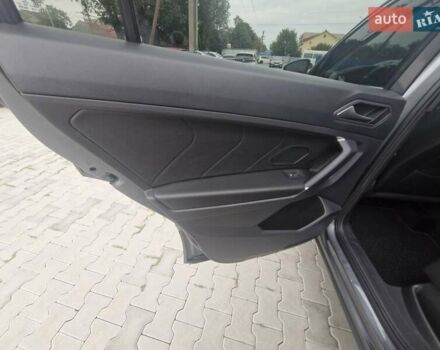 Серый Фольксваген Тигуан, объемом двигателя 2 л и пробегом 213 тыс. км за 21800 $, фото 8 на Automoto.ua