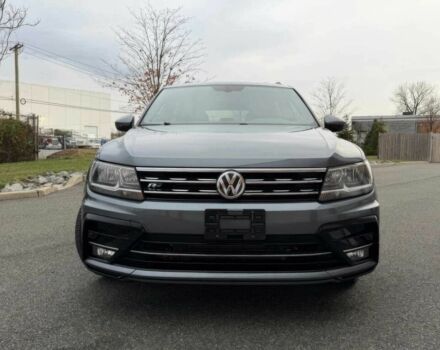 Сірий Фольксваген Тігуан, об'ємом двигуна 2 л та пробігом 30 тис. км за 25000 $, фото 1 на Automoto.ua