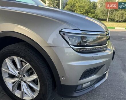 Серый Фольксваген Тигуан, объемом двигателя 1.97 л и пробегом 111 тыс. км за 32000 $, фото 21 на Automoto.ua