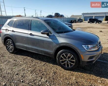 Серый Фольксваген Тигуан, объемом двигателя 2 л и пробегом 111 тыс. км за 4300 $, фото 3 на Automoto.ua