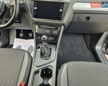 Серый Фольксваген Тигуан, объемом двигателя 1.98 л и пробегом 118 тыс. км за 20999 $, фото 55 на Automoto.ua