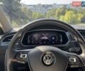 Серый Фольксваген Тигуан, объемом двигателя 1.97 л и пробегом 111 тыс. км за 32000 $, фото 11 на Automoto.ua