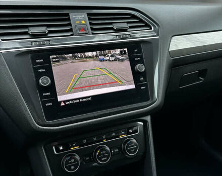 Сірий Фольксваген Тігуан, об'ємом двигуна 2 л та пробігом 195 тис. км за 16200 $, фото 22 на Automoto.ua