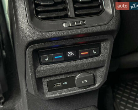 Сірий Фольксваген Тігуан, об'ємом двигуна 1.98 л та пробігом 230 тис. км за 27700 $, фото 104 на Automoto.ua