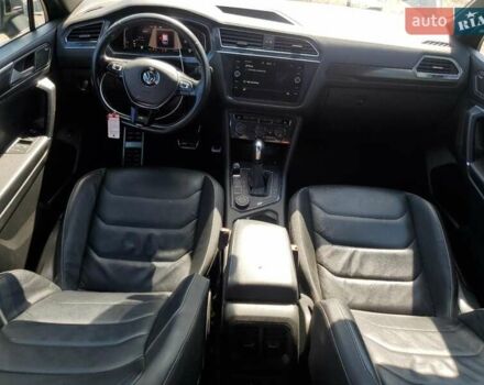 Серый Фольксваген Тигуан, объемом двигателя 2 л и пробегом 70 тыс. км за 9100 $, фото 7 на Automoto.ua