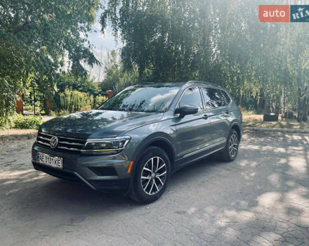 Сірий Фольксваген Тігуан, об'ємом двигуна 1.98 л та пробігом 103 тис. км за 20000 $, фото 1 на Automoto.ua