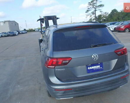 Сірий Фольксваген Тігуан, об'ємом двигуна 2 л та пробігом 74 тис. км за 11390 $, фото 20 на Automoto.ua