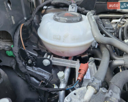 Серый Фольксваген Тигуан, объемом двигателя 2 л и пробегом 143 тыс. км за 29500 $, фото 76 на Automoto.ua