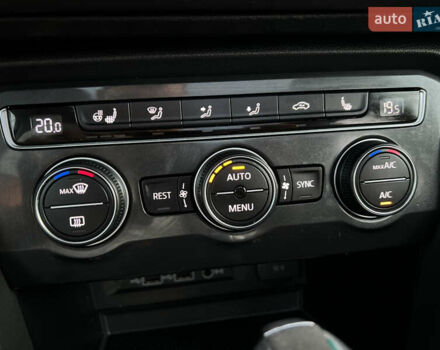 Сірий Фольксваген Тігуан, об'ємом двигуна 1.98 л та пробігом 123 тис. км за 29700 $, фото 17 на Automoto.ua