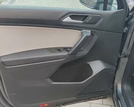 Сірий Фольксваген Тігуан, об'ємом двигуна 1.98 л та пробігом 179 тис. км за 17300 $, фото 18 на Automoto.ua