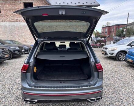 Серый Фольксваген Тигуан, объемом двигателя 2 л и пробегом 100 тыс. км за 24999 $, фото 23 на Automoto.ua