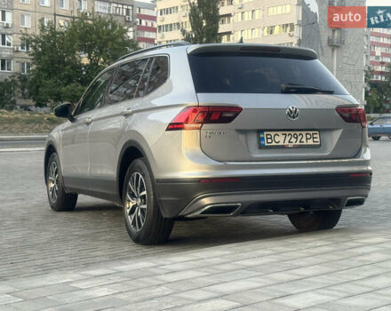 Серый Фольксваген Тигуан, объемом двигателя 1.98 л и пробегом 72 тыс. км за 23900 $, фото 28 на Automoto.ua