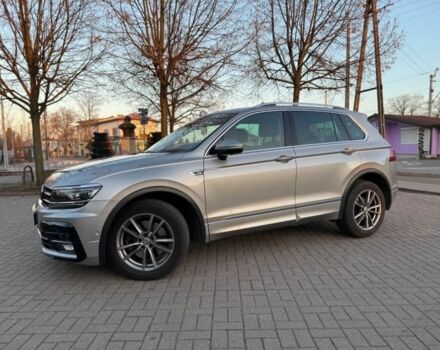 Серый Фольксваген Тигуан, объемом двигателя 2 л и пробегом 74 тыс. км за 17900 $, фото 2 на Automoto.ua