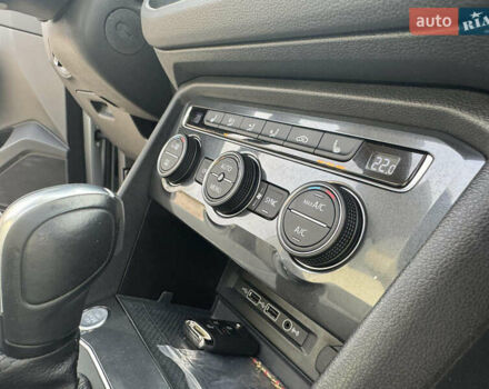 Серый Фольксваген Тигуан, объемом двигателя 1.98 л и пробегом 110 тыс. км за 17900 $, фото 16 на Automoto.ua