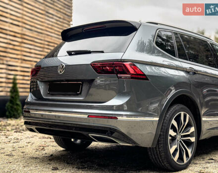 Сірий Фольксваген Тігуан, об'ємом двигуна 1.98 л та пробігом 230 тис. км за 27700 $, фото 39 на Automoto.ua
