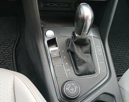 Сірий Фольксваген Тігуан, об'ємом двигуна 1.98 л та пробігом 179 тис. км за 17300 $, фото 22 на Automoto.ua