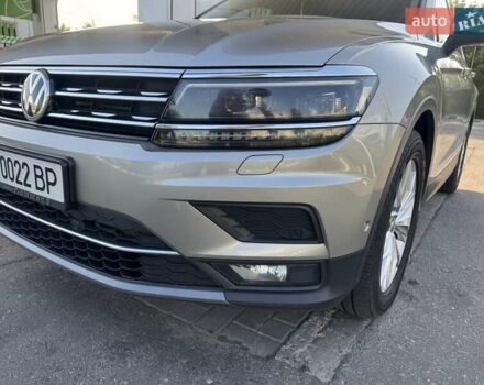 Серый Фольксваген Тигуан, объемом двигателя 1.97 л и пробегом 111 тыс. км за 32000 $, фото 17 на Automoto.ua