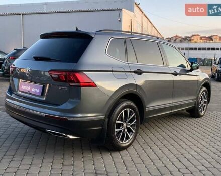 Сірий Фольксваген Тігуан, об'ємом двигуна 1.98 л та пробігом 154 тис. км за 18500 $, фото 8 на Automoto.ua