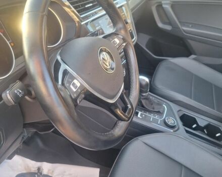 Серый Фольксваген Тигуан, объемом двигателя 2 л и пробегом 111 тыс. км за 18650 $, фото 15 на Automoto.ua