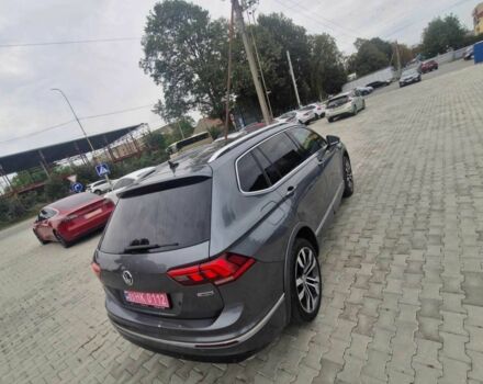 Серый Фольксваген Тигуан, объемом двигателя 2 л и пробегом 214 тыс. км за 21800 $, фото 6 на Automoto.ua