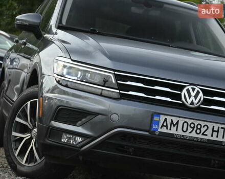 Серый Фольксваген Тигуан, объемом двигателя 1.98 л и пробегом 63 тыс. км за 19250 $, фото 3 на Automoto.ua