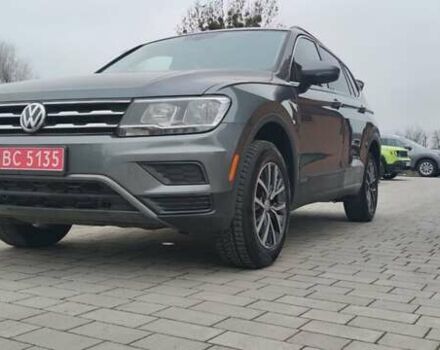 Сірий Фольксваген Тігуан, об'ємом двигуна 1.98 л та пробігом 179 тис. км за 17300 $, фото 7 на Automoto.ua
