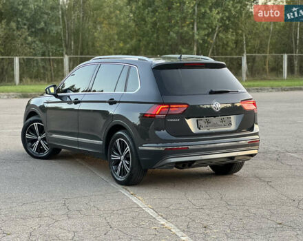 Сірий Фольксваген Тігуан, об'ємом двигуна 1.98 л та пробігом 123 тис. км за 29700 $, фото 6 на Automoto.ua