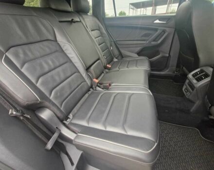 Серый Фольксваген Тигуан, объемом двигателя 2 л и пробегом 214 тыс. км за 21800 $, фото 11 на Automoto.ua